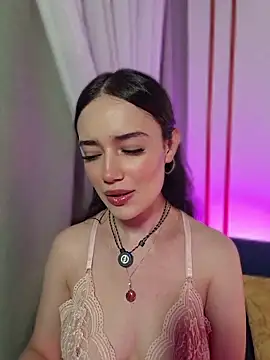 Kate Amaretto  online show from April 5, 2026, 1:25 am