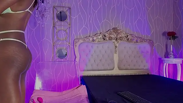 Shanelle   online show from July 21, 2026, 2:08 pm