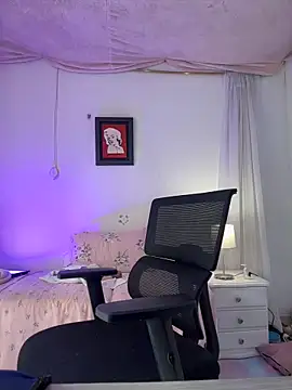 Snapshot of lilian_prada chatting on June 12, 2026, 7:35 pm lilian prada online show from June 12, 2026, 7:35 pm