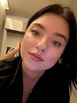 Snapshot of Angela_Fosterr chatting on November 27, 2025, 7:27 pm Angela Fosterr online show from November 27, 2025, 7:27 pm