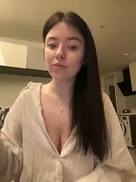 Angela Fosterr online show from May 10, 2026, 5:51 pm