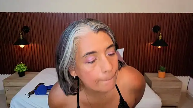 tammy lynn69 online show from February 7, 2026, 5:38 pm