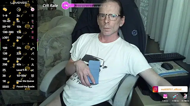 Snapshot of living_manors_2 chatting on January 28, 2025, 11:28 pm living manors 2 online show from January 28, 2025, 11:28 pm