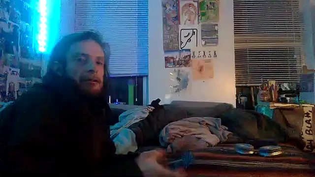 Snapshot of DownstairsSky chatting on December 22, 2024, 5:56 am DownstairsSky online show from December 22, 2024, 5:56 am