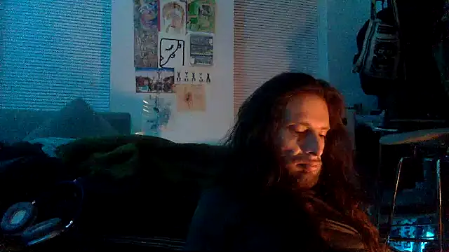 Snapshot of DownstairsSky chatting on December 25, 2024, 11:11 am DownstairsSky online show from December 25, 2024, 11:11 am