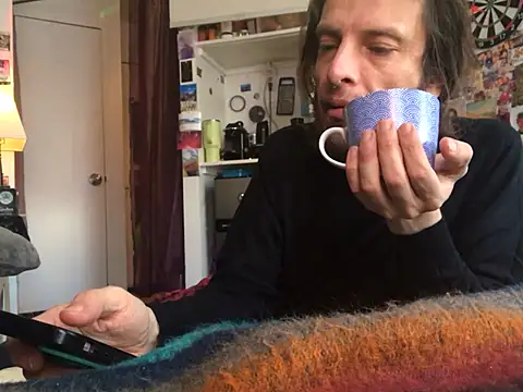 Snapshot of DownstairsSky chatting on January 26, 2025, 5:13 pm DownstairsSky online show from January 26, 2025, 5:13 pm