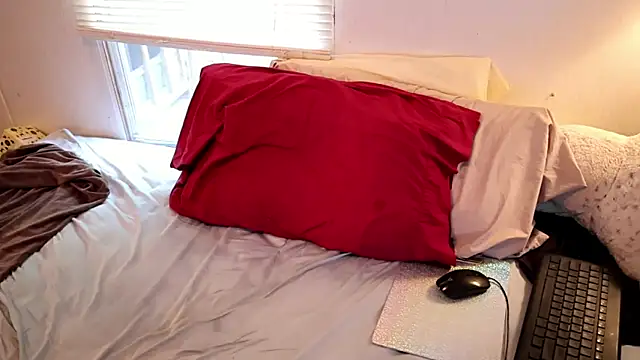 xxpixeyxx online show from October 27, 2025, 6:23 pm