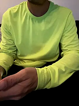 demonslayerr999 online show from December 3, 2024, 7:43 am