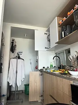 Ameellie online show from December 5, 2025, 5:09 pm