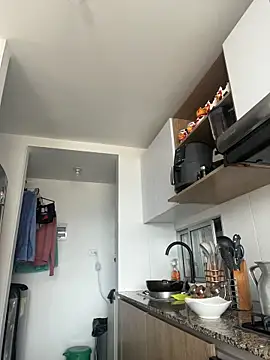 Snapshot of Ameellie chatting on February 13, 2026, 3:52 pm Ameellie online show from February 13, 2026, 3:52 pm