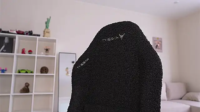  Appr0ved  online show from October 10, 2025, 11:53 am