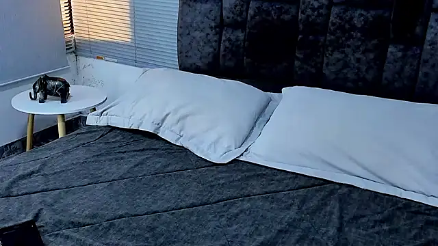 Snapshot of Zack_Froone chatting on December 2, 2024, 1:02 pm Zack Froone online show from December 2, 2024, 1:02 pm