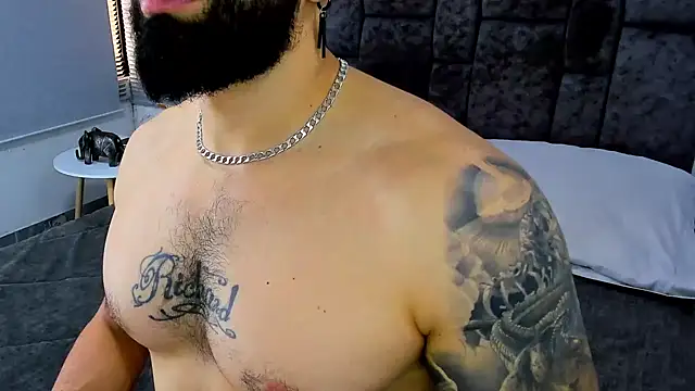 Snapshot of Zack_Froone chatting on December 9, 2024, 9:26 pm Zack Froone online show from December 9, 2024, 9:26 pm