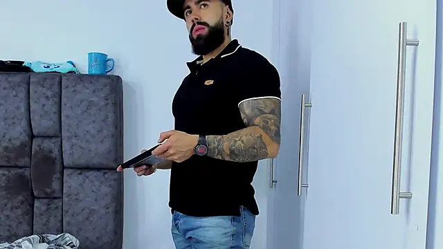 Snapshot of Zack_Froone chatting on March 19, 2025, 6:55 pm Zack Froone online show from March 19, 2025, 6:55 pm