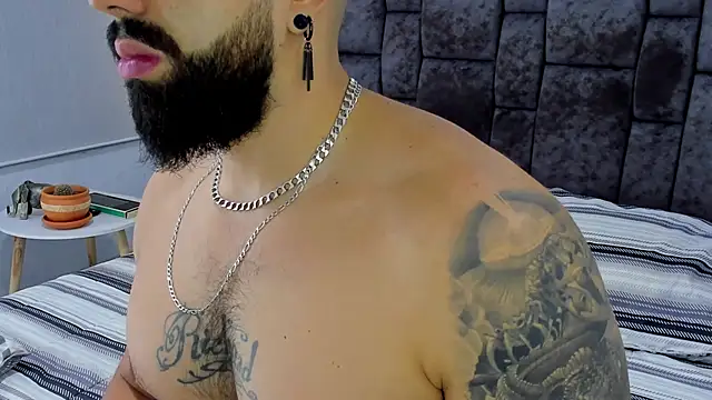 Snapshot of Zack_Froone chatting on March 22, 2025, 5:09 pm Zack Froone online show from March 22, 2025, 5:09 pm