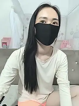 I AM NOT A SLUT online show from July 28, 2026, 1:01 am