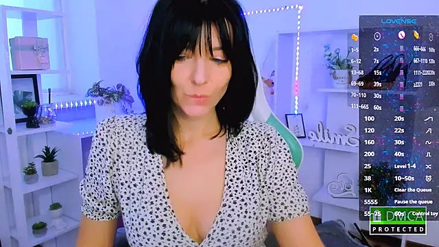 Snapshot of _Kelly__ chatting on February 5, 2026, 7:35 am Kelly online show from February 5, 2026, 7:35 am