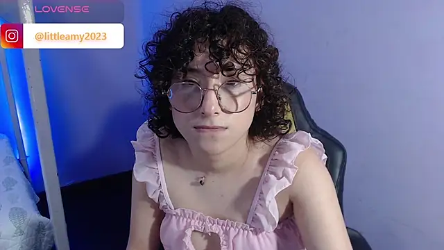 little  amy  online show from February 15, 2025, 2:58 am