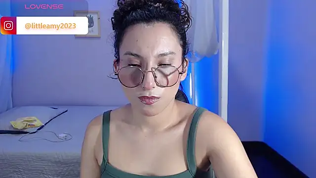 little  amy  online show from March 19, 2025, 12:26 am