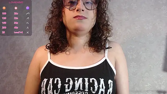 little  amy  online show from October 27, 2025, 8:35 pm