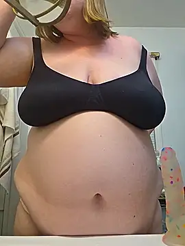 virgieblanca online show from April 6, 2026, 2:31 am