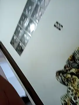 Snapshot of casal7722 chatting on February 19, 2025, 7:16 pm casal7722 online show from February 19, 2025, 7:16 pm