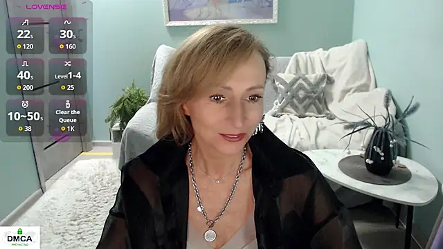 Snapshot of HornyMilf_777 chatting on May 16, 2026, 6:32 am HornyMilf 777 online show from May 16, 2026, 6:32 am