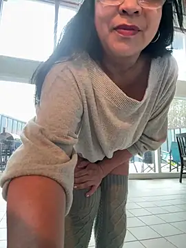 Snapshot of Jadeh_Williams02 chatting on February 18, 2026, 1:18 pm Jadeh Williams02 online show from February 18, 2026, 1:18 pm