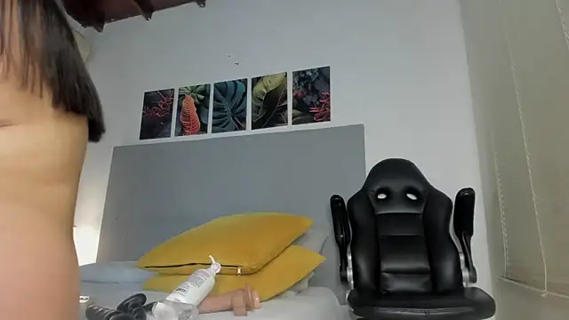  Molly rosse  online show from February 18, 2026, 12:23 pm