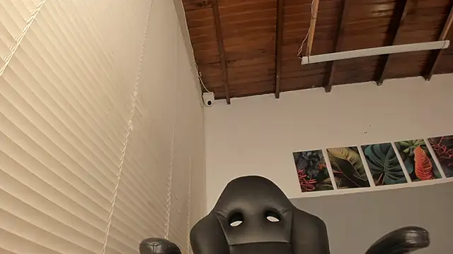  Molly rosse  online show from March 25, 2026, 12:33 pm