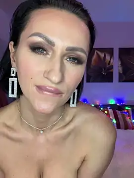 KatyEvanss online show from December 19, 2024, 9:28 pm