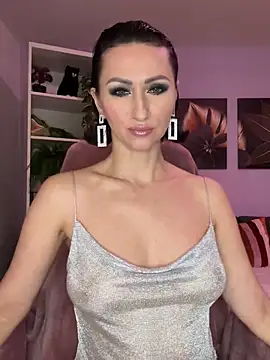 KatyEvanss online show from February 1, 2025, 7:13 pm