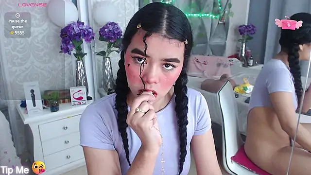 Angela lovee online show from January 10, 2025, 12:58 pm