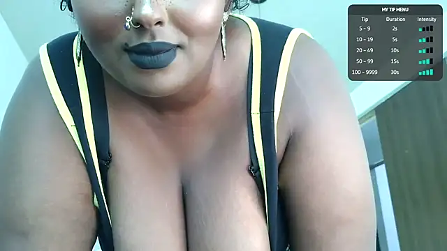 Snapshot of SiminFox chatting on June 21, 2026, 5:37 pm SiminFox online show from June 21, 2026, 5:37 pm