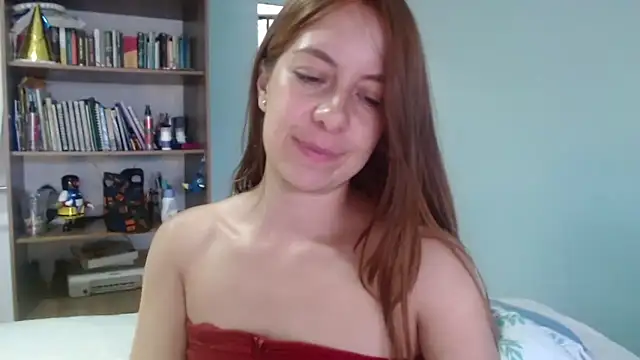 Snapshot of violetapeter_1 chatting on May 17, 2026, 9:44 pm violetapeter 1 online show from May 17, 2026, 9:44 pm