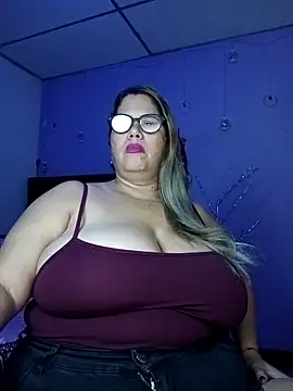 EllisW8 online show from November 25, 2025, 12:05 pm