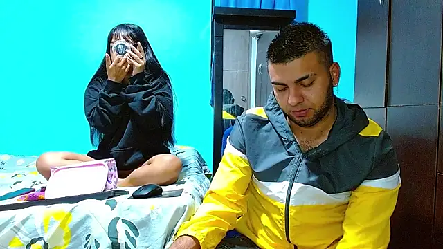 2ScarletandRyan8 online show from January 20, 2025, 10:07 am