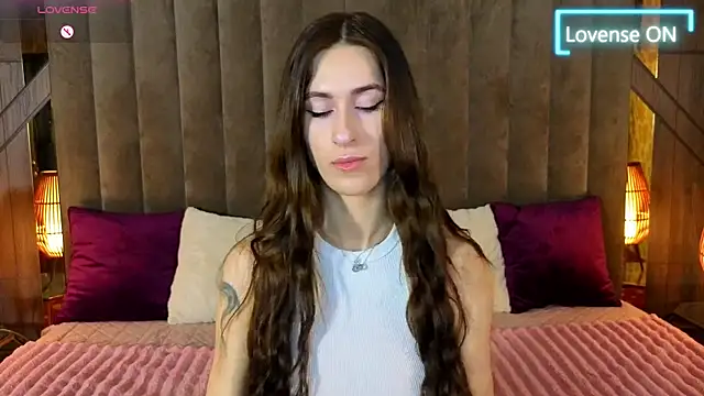 Sexy Lava online show from May 13, 2026, 6:11 am