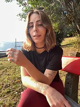 Mia Railey online show from October 17, 2025, 2:30 pm