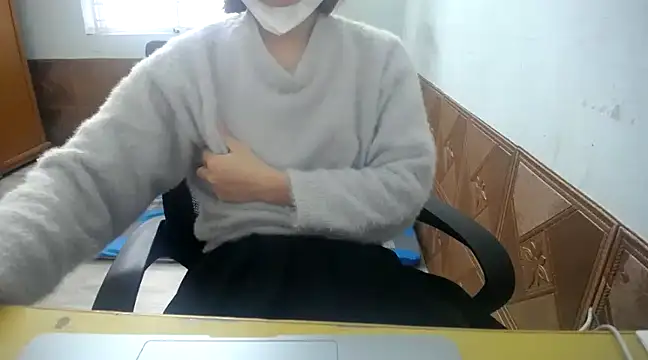 Michiko1 online show from February 25, 2025, 3:52 am