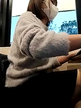 Michiko1 online show from March 7, 2025, 11:07 am