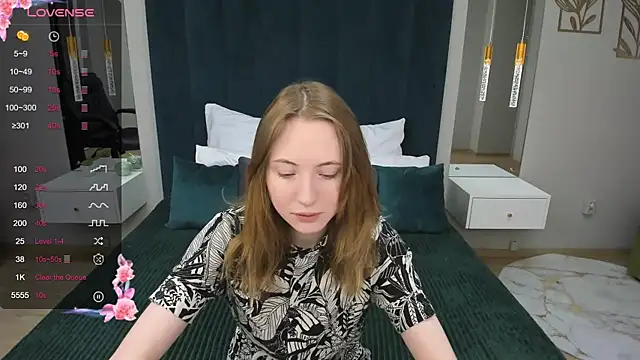 Cowell Adelina online show from January 25, 2025, 2:47 pm