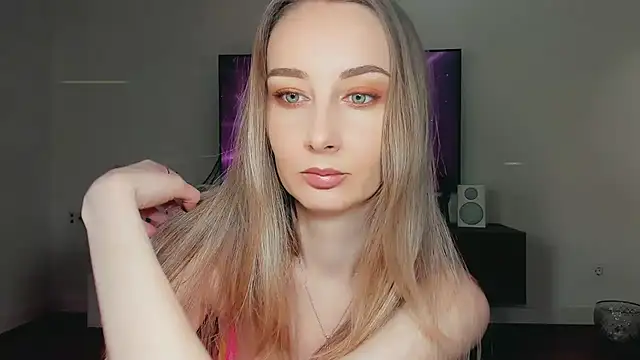 Maiami000 online show from March 2, 2026, 11:39 am