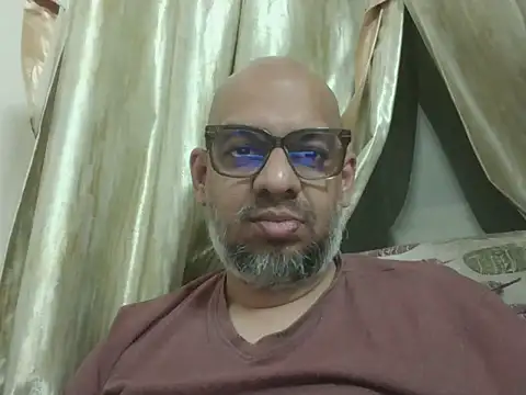 Snapshot of horsepower8283 chatting on February 15, 2026, 3:53 pm horsepower8283 online show from February 15, 2026, 3:53 pm