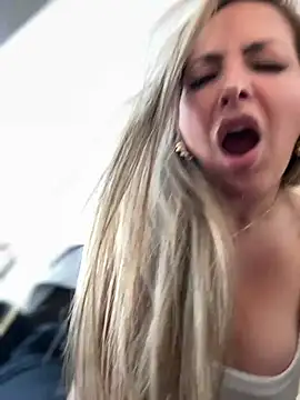  Abril-Office1 online show from February 27, 2026, 3:34 pm