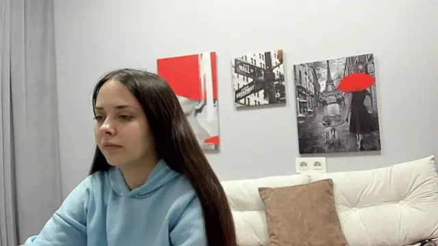 Tiny JuJu online show from April 9, 2026, 1:05 am