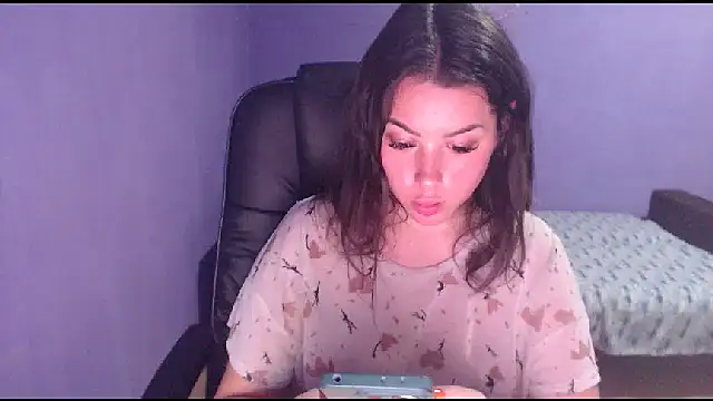 LovelyJulliette online show from February 3, 2025, 8:57 pm