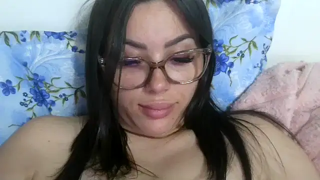 LovelyJulliette online show from May 31, 2026, 6:31 pm