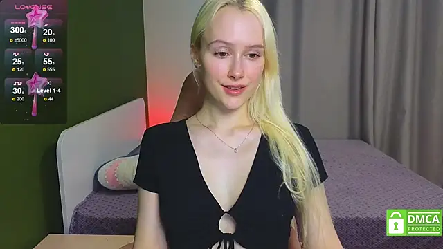 Snapshot of CaseyLabow chatting on November 25, 2025, 3:50 am CaseyLabow online show from November 25, 2025, 3:50 am