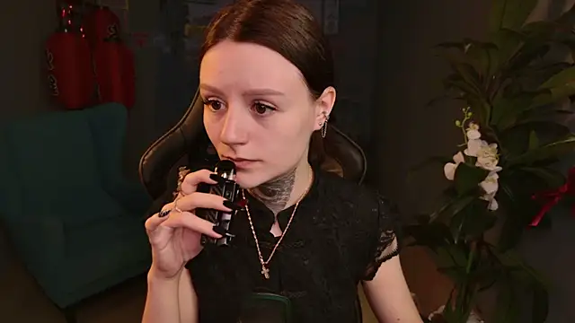 Snapshot of VeliraBraitberg chatting on July 18, 2026, 6:17 am VeliraBraitberg online show from July 18, 2026, 6:17 am